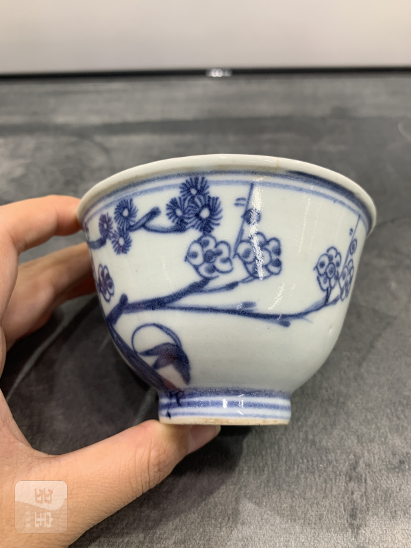 清乾隆青花岁寒三友纹杯 - 图3